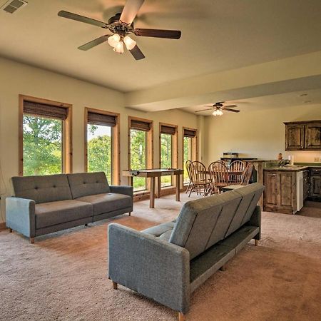 Spacious Log Cabin With Fire Pit And Game Room! Eureka Springs Exteriér fotografie