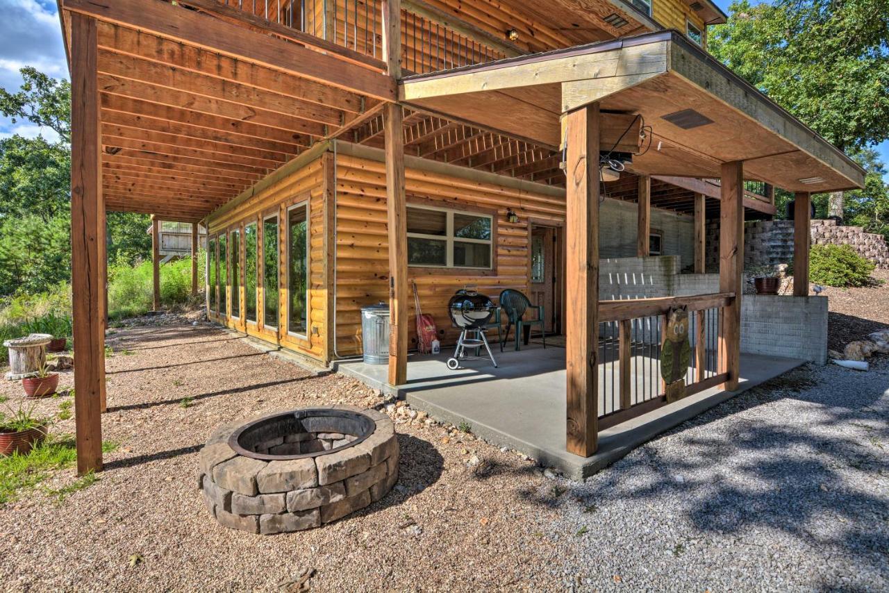 Spacious Log Cabin With Fire Pit And Game Room! Eureka Springs Exteriér fotografie