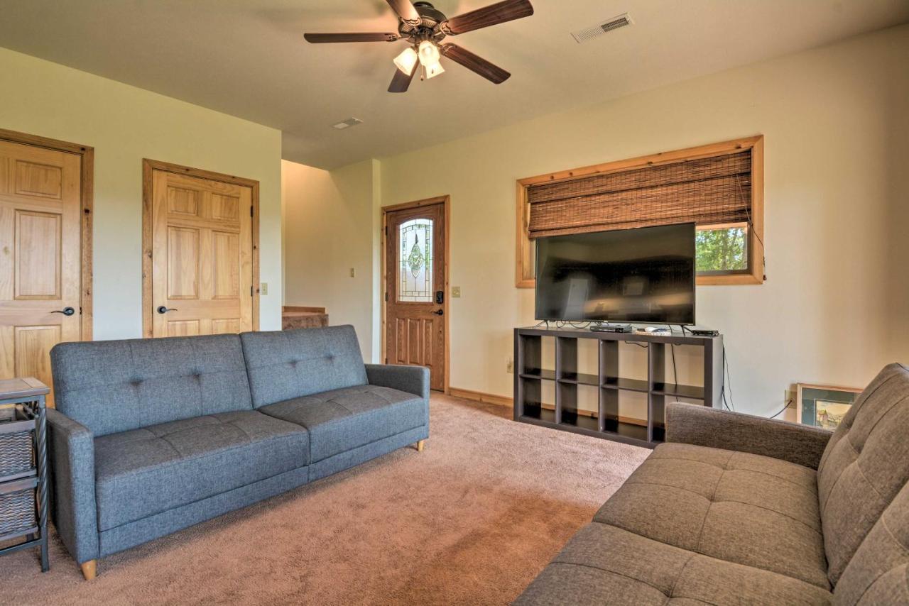 Spacious Log Cabin With Fire Pit And Game Room! Eureka Springs Exteriér fotografie