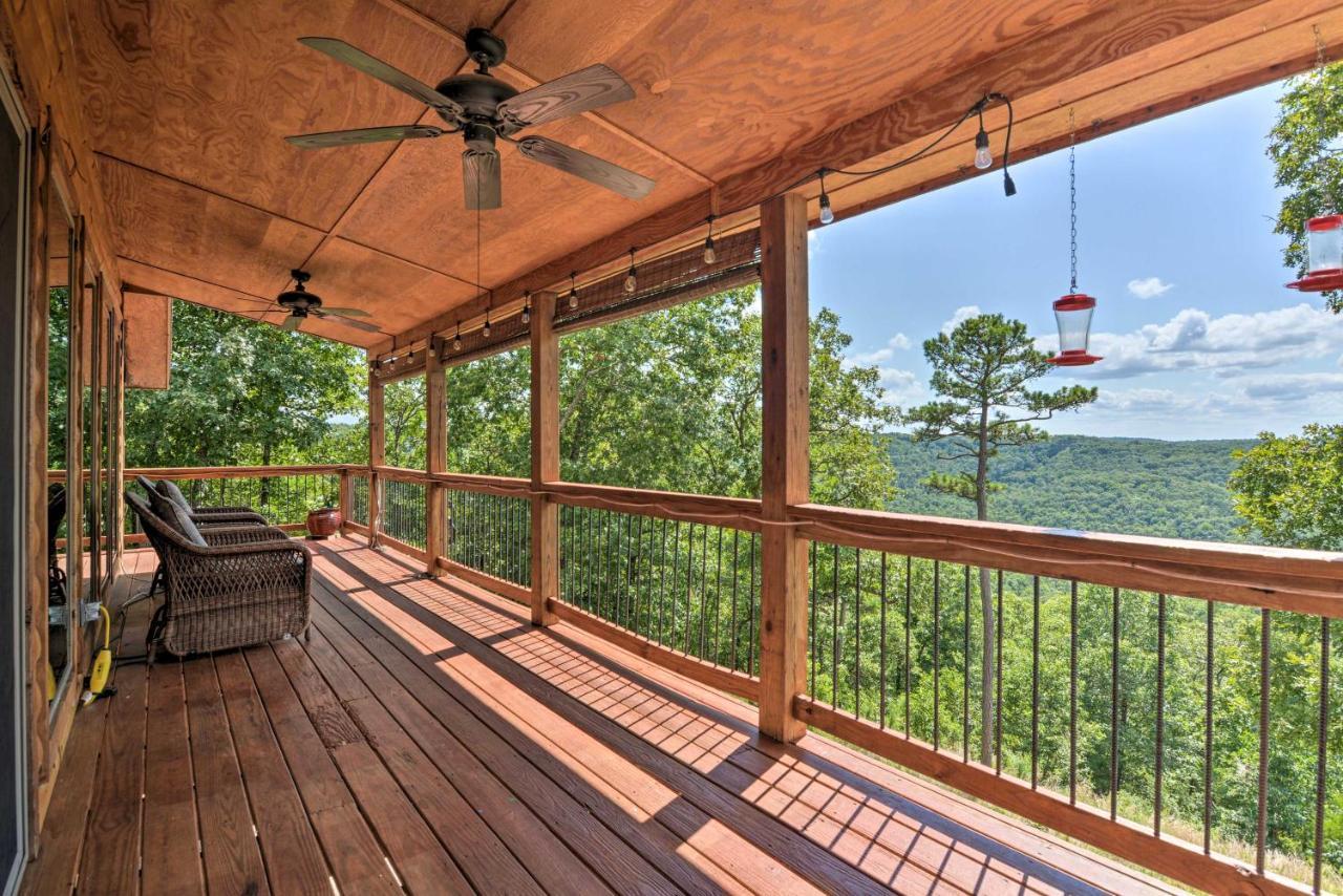 Spacious Log Cabin With Fire Pit And Game Room! Eureka Springs Exteriér fotografie