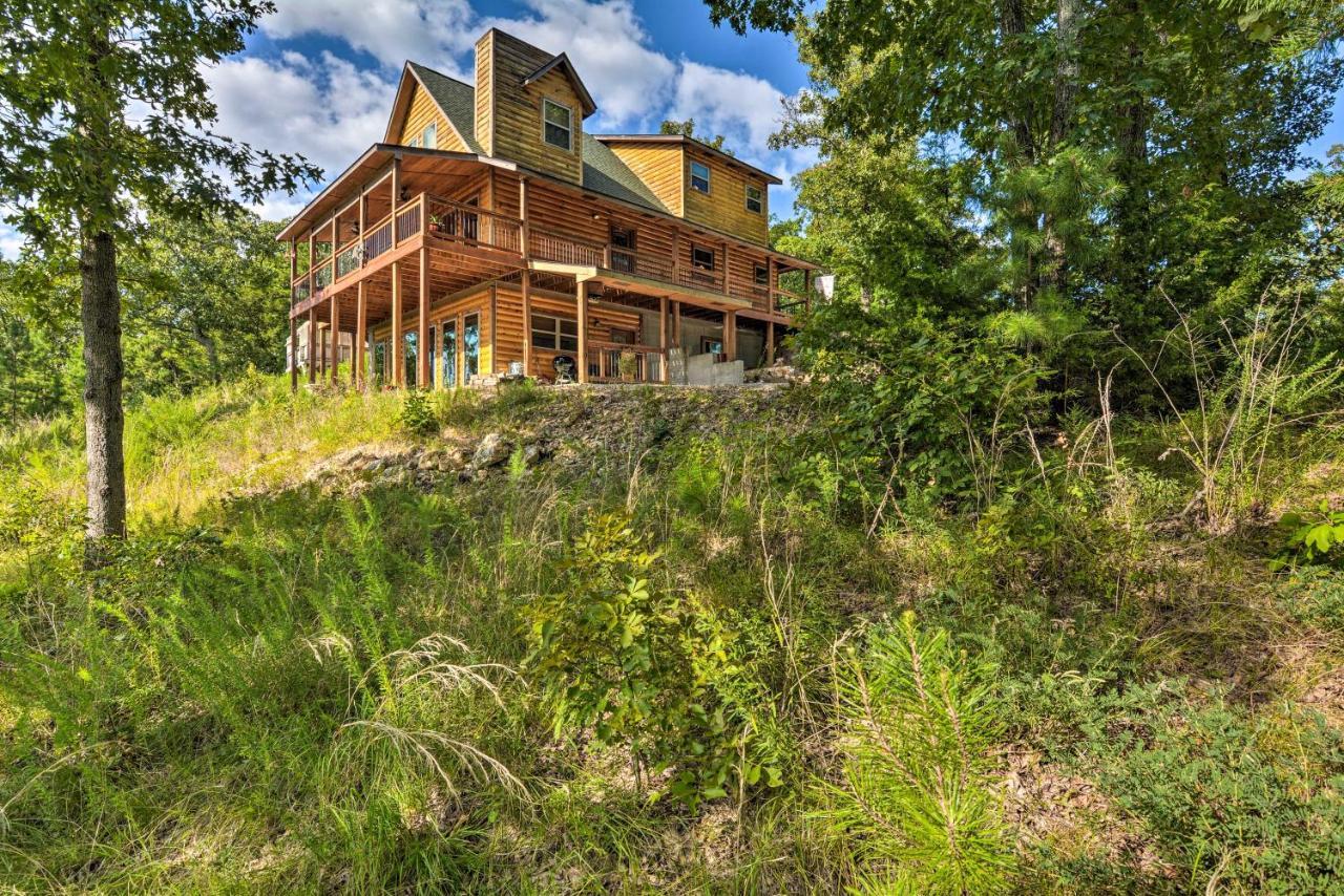 Spacious Log Cabin With Fire Pit And Game Room! Eureka Springs Exteriér fotografie